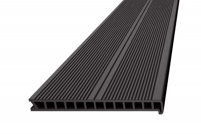 Ступень ДПК Deckron 320*28*4000мм (пустотелая), венге 